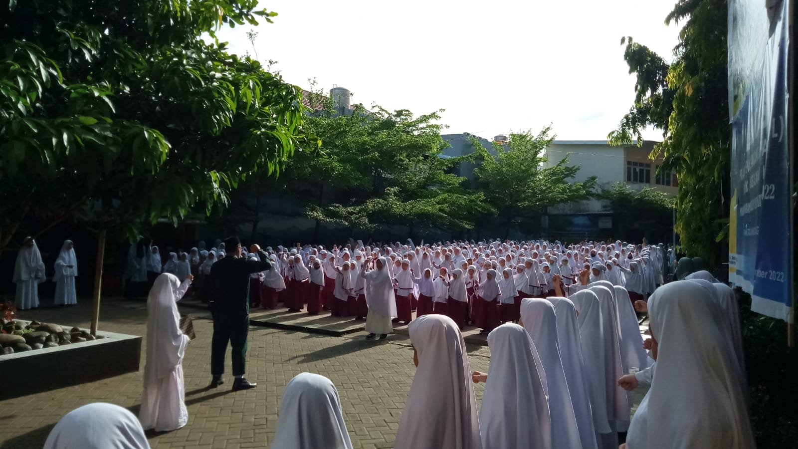 PUSTAKAWAN ZAID BIN TSABIT MENJADI PEMBINA UPACARA PADA HARI SENIN