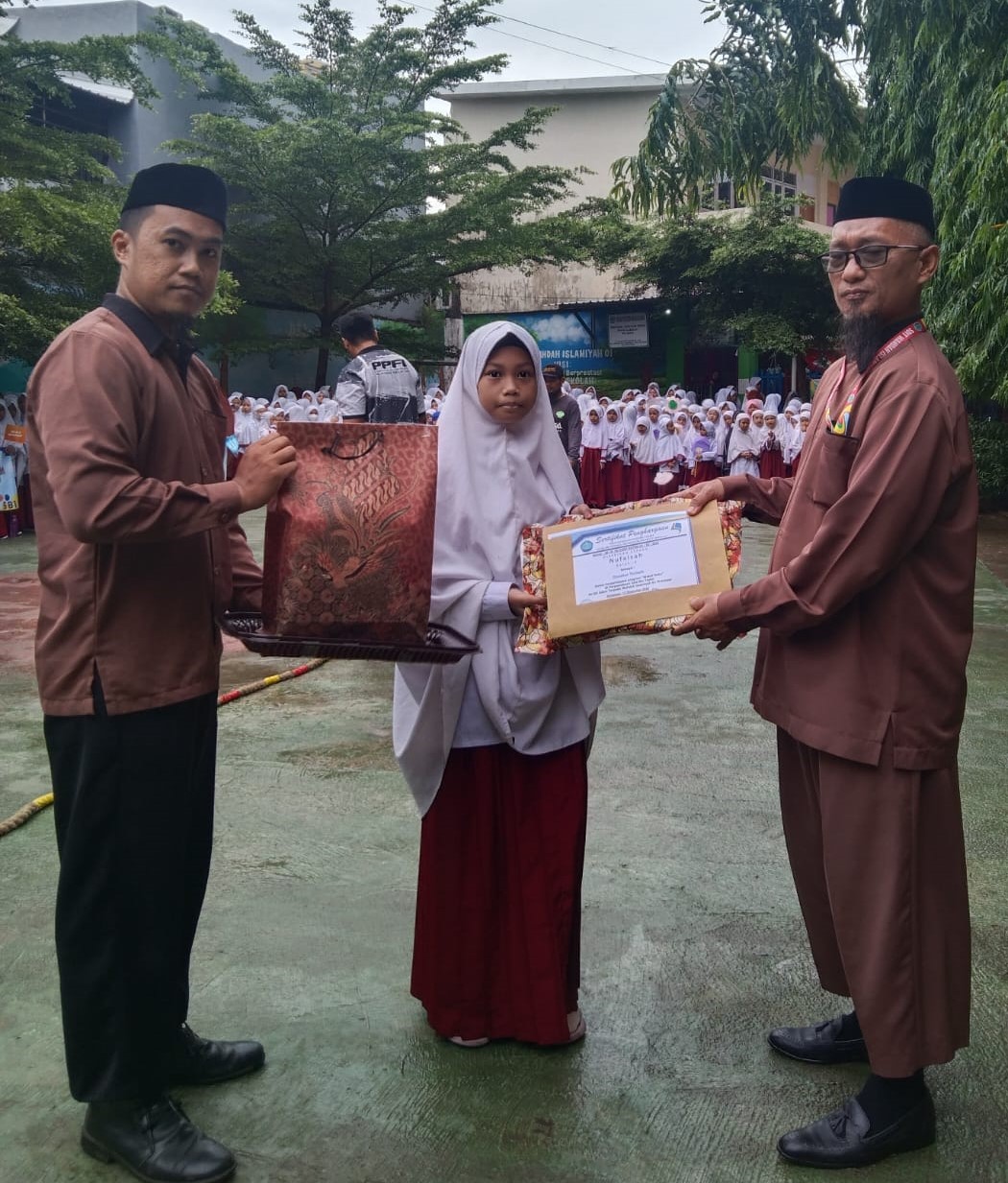 Perpustakaan Zaid Bin Tsabit Umumkan Donatur Terbaik, Program Wakaf Buku